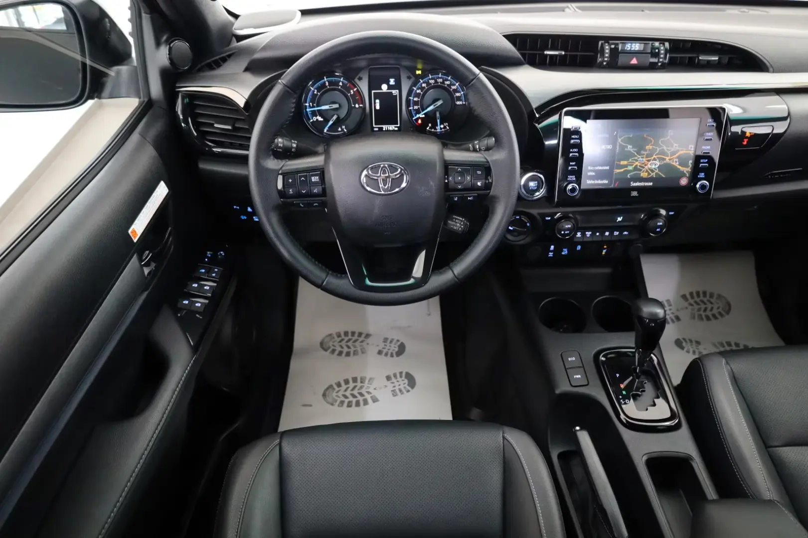 Toyota Hilux 2.8 D-4D Invincibil, DOKA, Piele