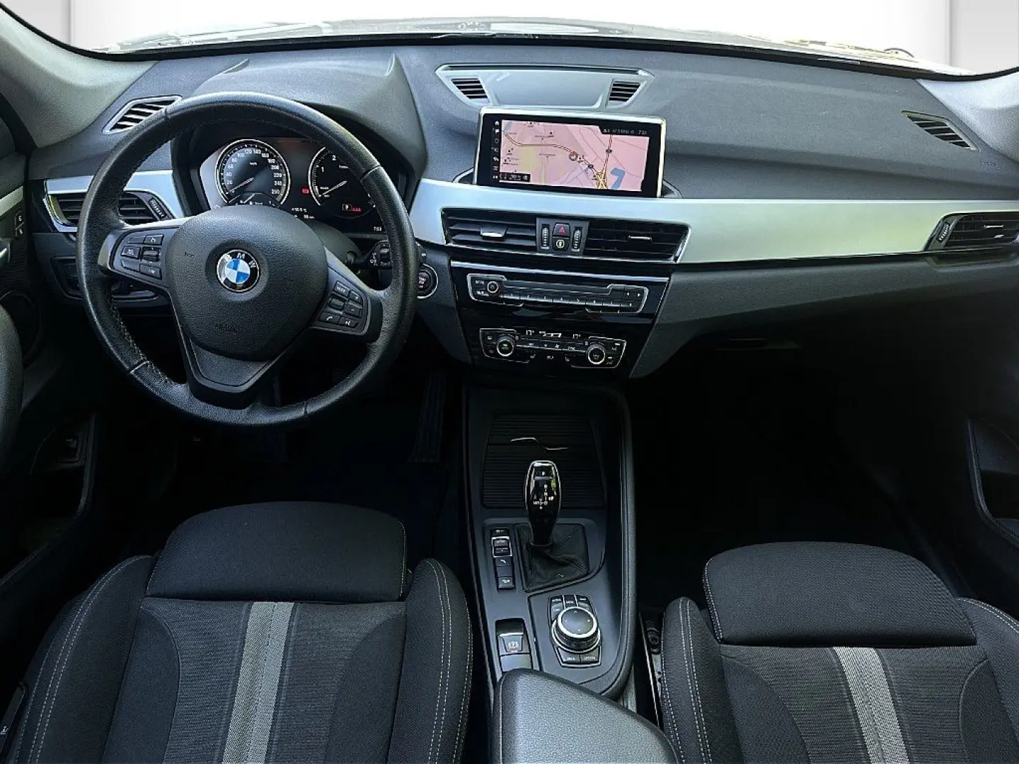 X1 xDrive18d Advantage DAB LED Pano.Dach RFK