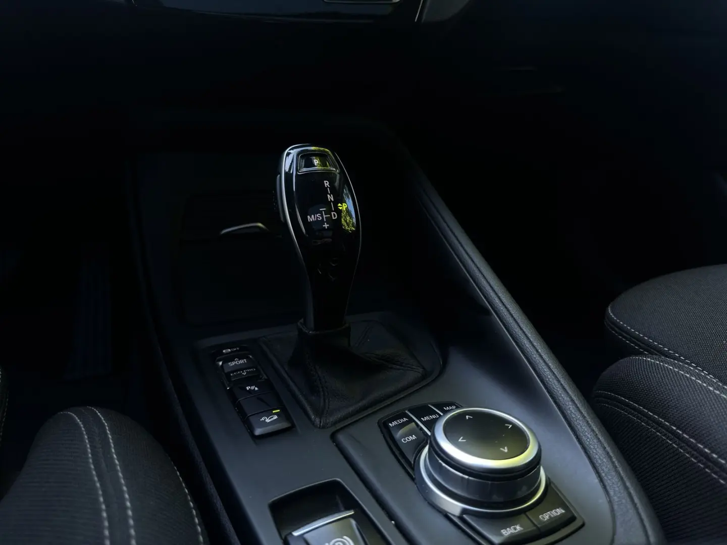 X1 xDrive18d Advantage DAB LED Pano.Dach RFK