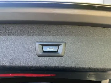 X1 xDrive18d Advantage DAB LED Pano.Dach RFK