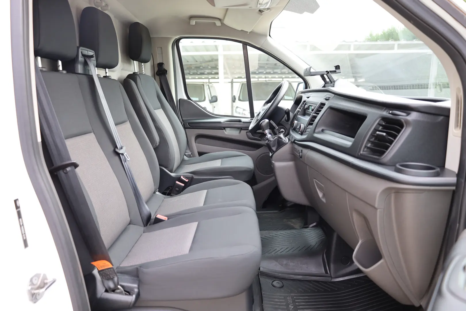 Ford Transit Custom L2H1 2.0 108CP