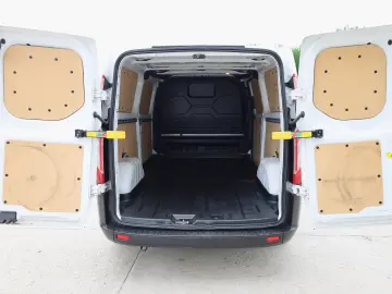 Ford Transit Custom L2H1 2.0 108CP