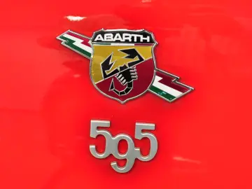 Fiat 500 ABARTH 595 Competitione CARBON