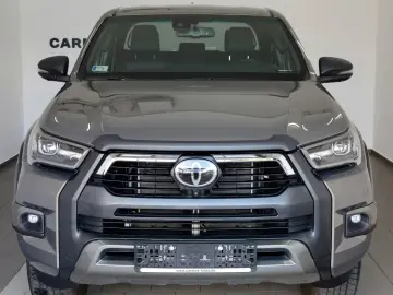 Toyota Hilux 2.8 D-4D Invincibil, DOKA, ACC