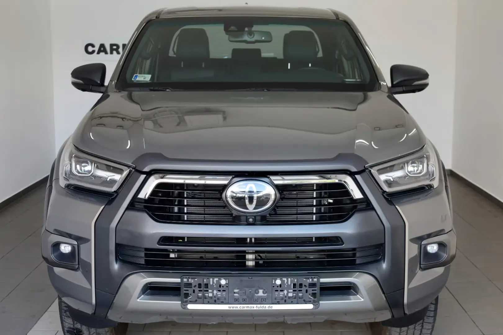 Toyota Hilux 2.8 D-4D Invincibil, DOKA, ACC