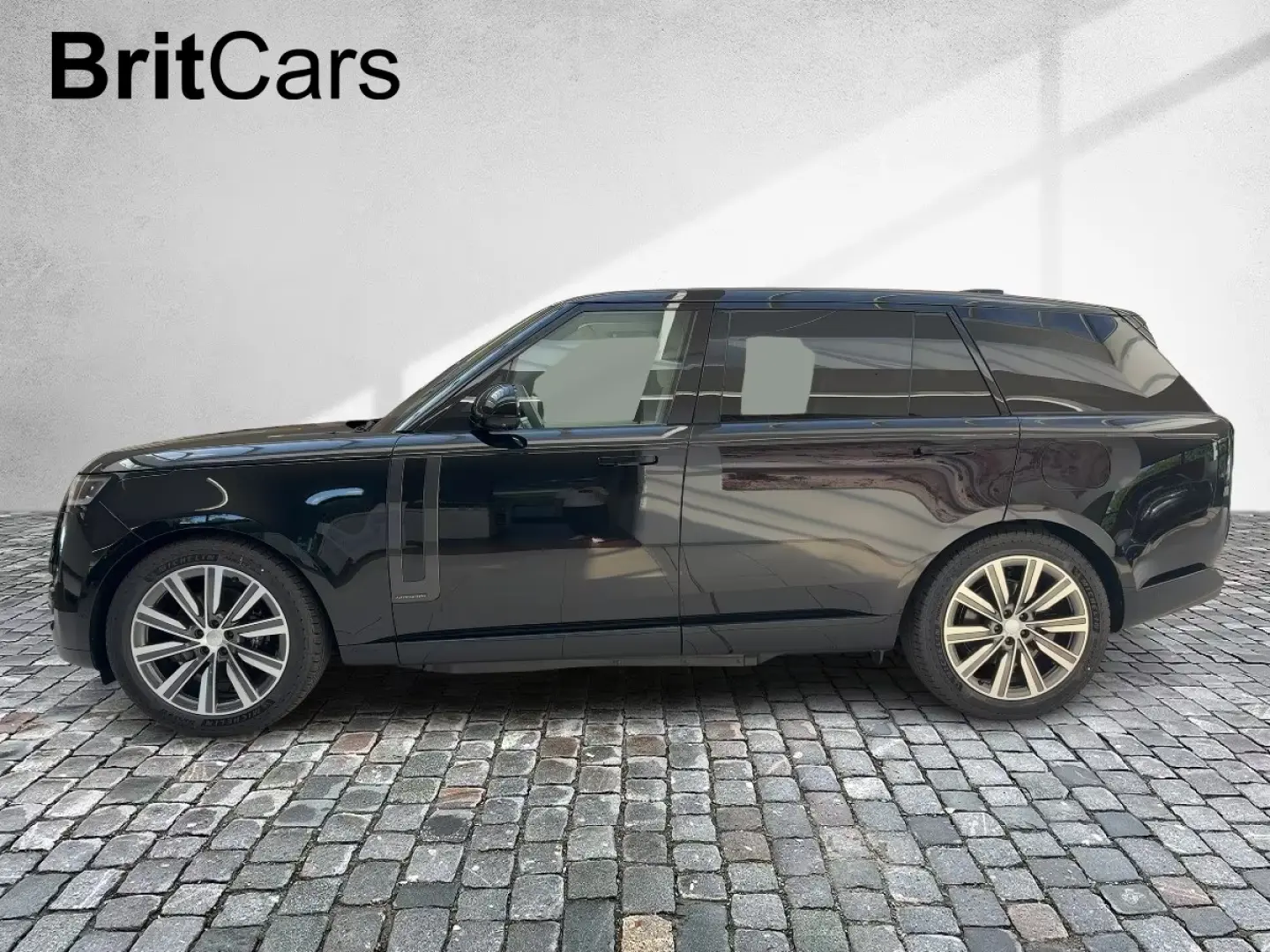 Land Rover Range Rover P460e LWB Autobiography Hybrid