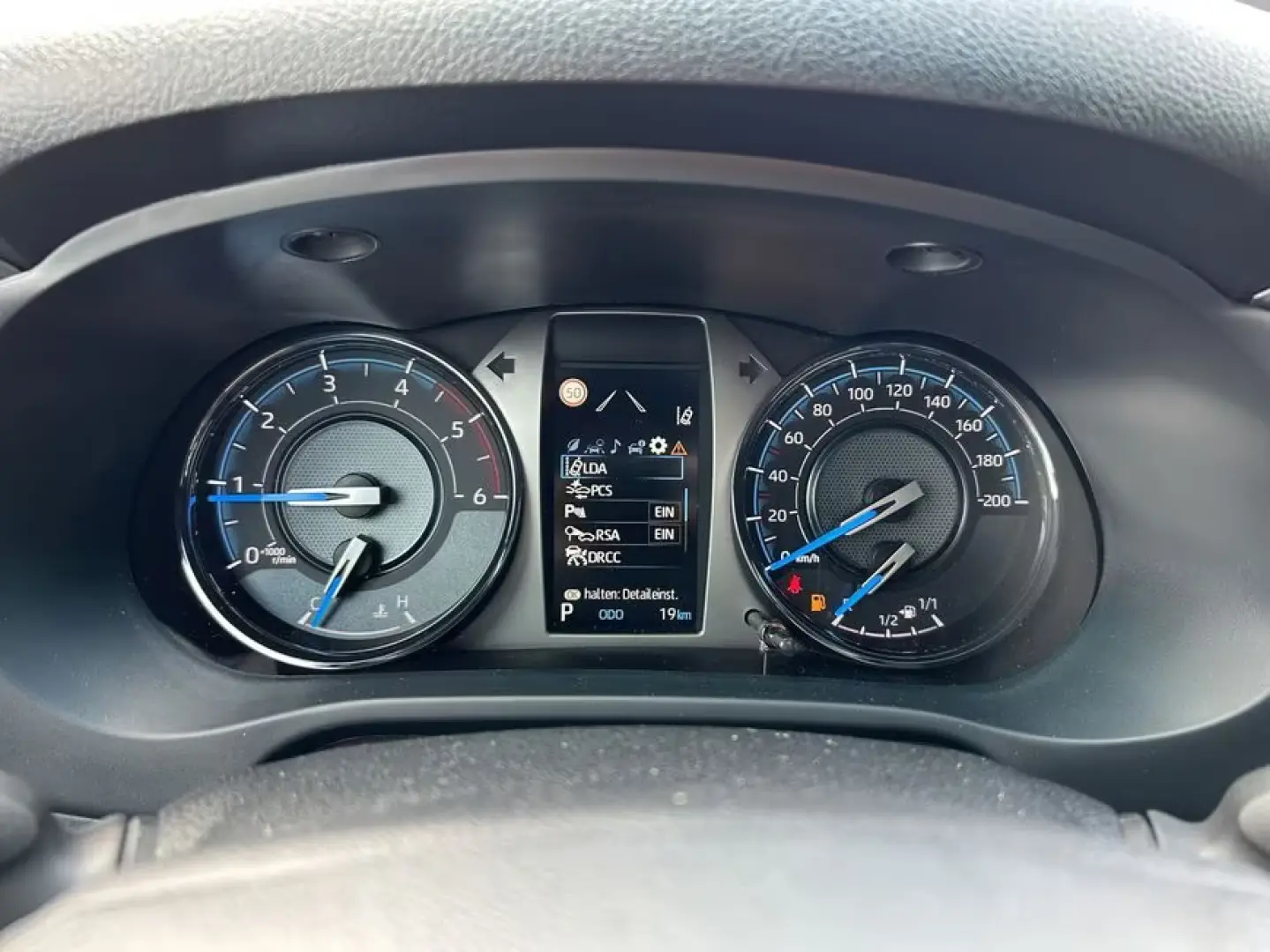 Toyota Hilux HiLux 4x4 Cabină dublă MHEV