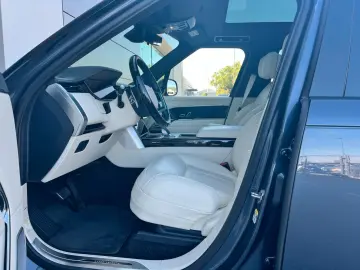Land Rover Range Rover Autobiography