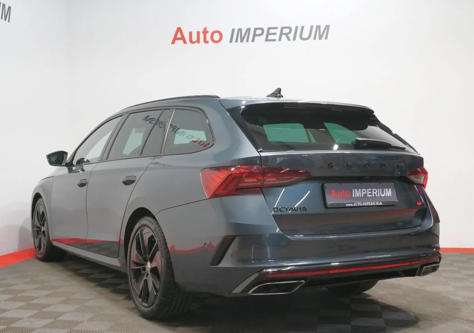 Skoda  Octavia Combi RS 4x4 2.0 TDI*FACELIFT*PANO*ACC