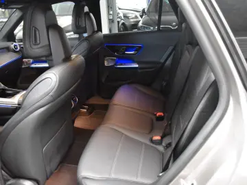 GLC 220 d 4Matic*LEDER*AHK*NAVI*LED*AMBIENTE*SHZ