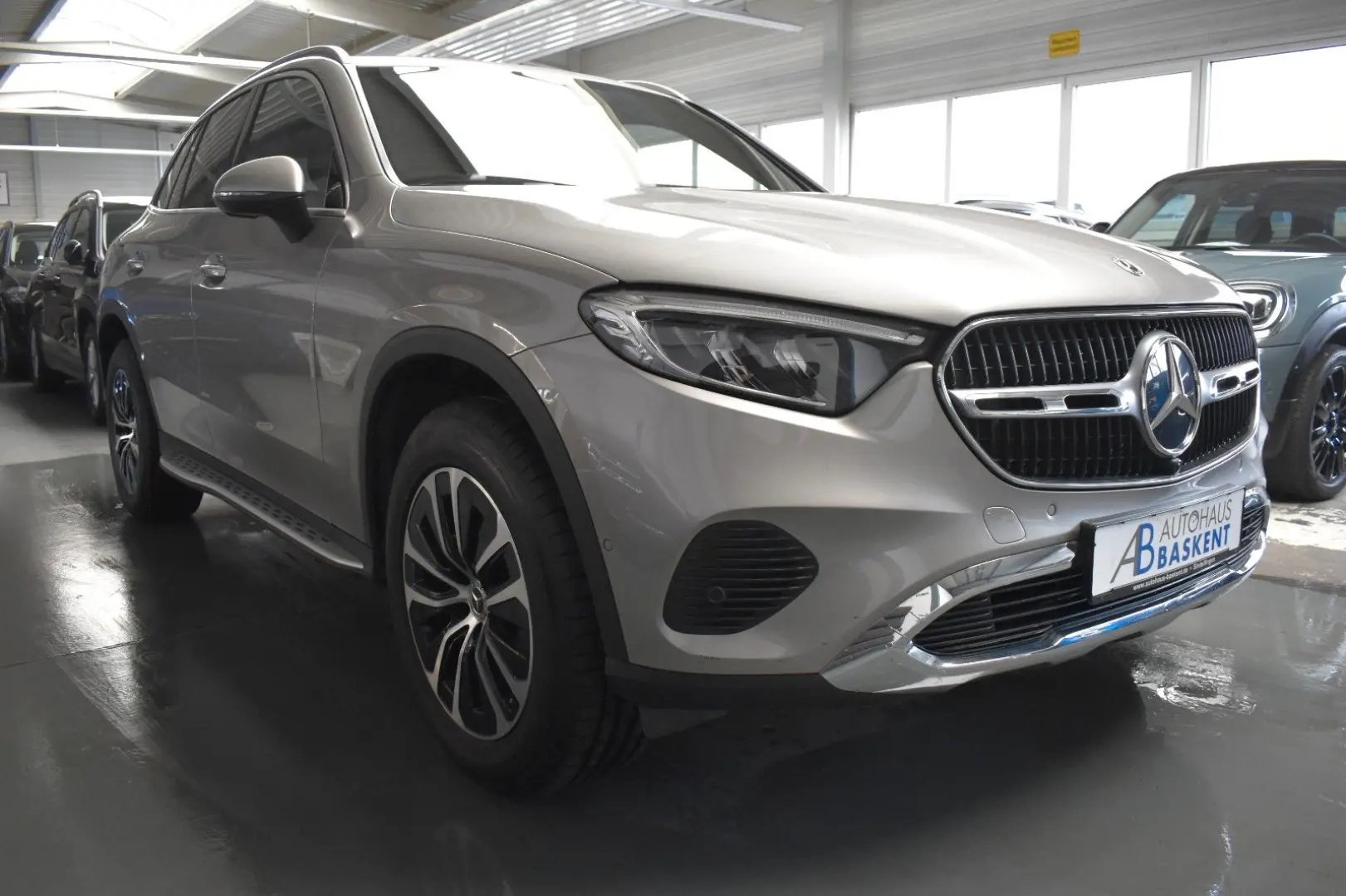 GLC 220 d 4Matic*LEDER*AHK*NAVI*LED*AMBIENTE*SHZ