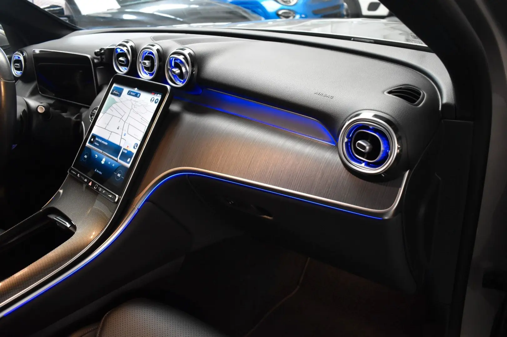 GLC 220 d 4Matic*LEDER*AHK*NAVI*LED*AMBIENTE*SHZ