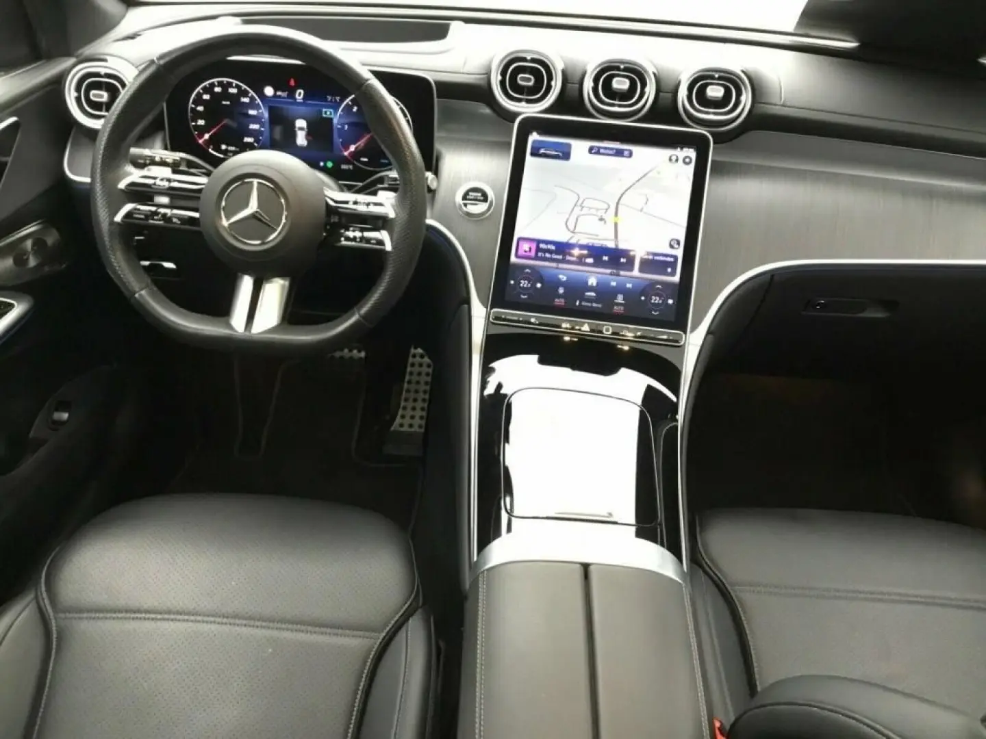 GLC 300 d 4M AMG Pano HUD SpurW AkustikGlas PDC