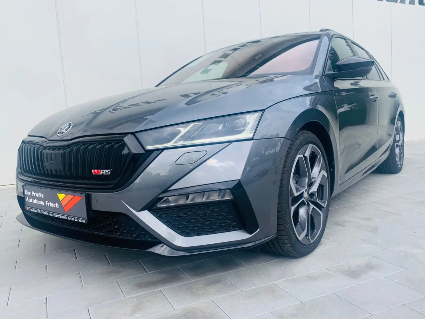 Skoda Octavia Combi RS Plus 4x4*