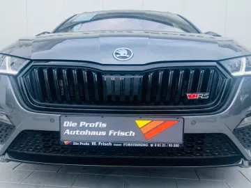 Skoda Octavia Combi RS Plus 4x4*