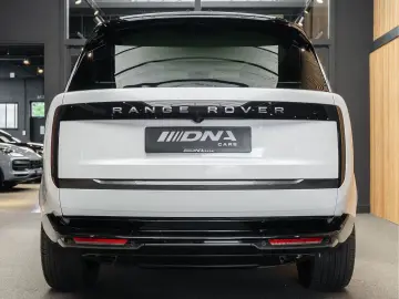 Land Rover Range Rover P460e PHEV Shadow-pack