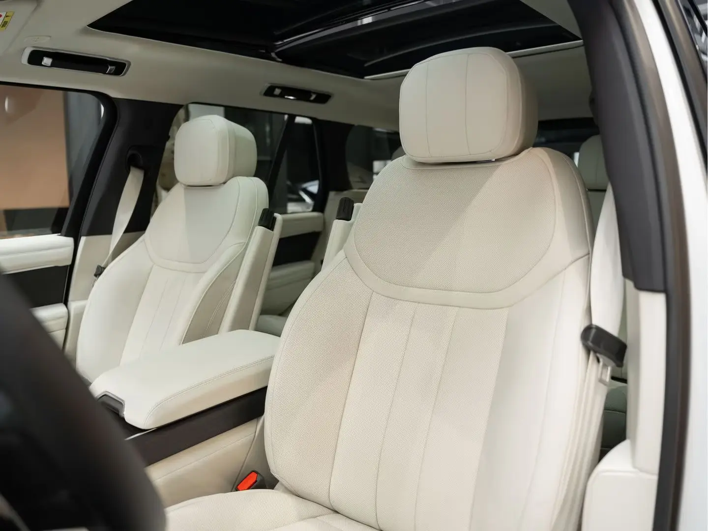Land Rover Range Rover P460e PHEV Shadow-pack