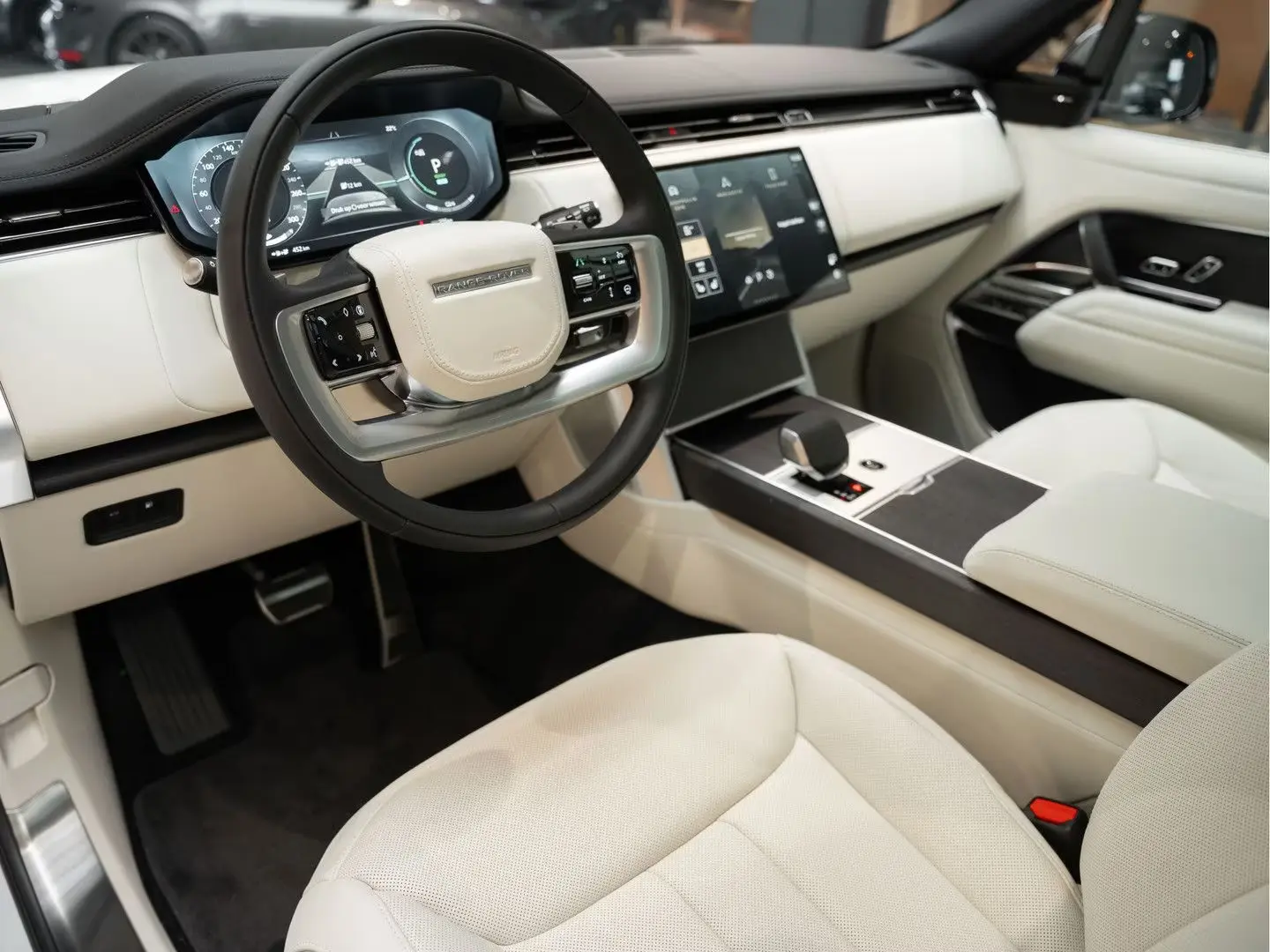 Land Rover Range Rover P460e PHEV Shadow-pack