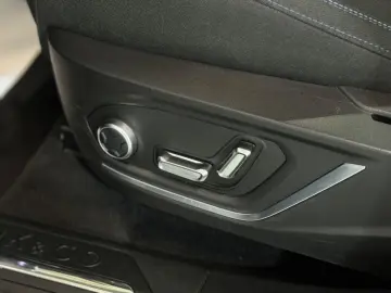 01 1.5 TD PHEV 192 kW/MEM/INFINITY/PANO/360/ACC