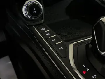 01 1.5 TD PHEV 192 kW/MEM/INFINITY/PANO/360/ACC