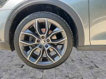 Skoda Octavia Combi Scout+PANO+CANTON+19