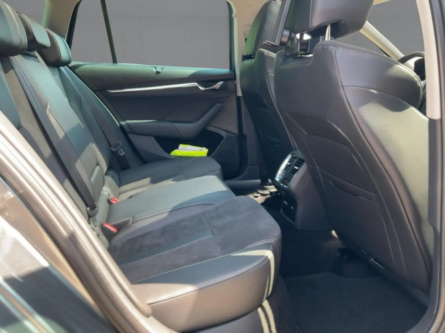 Skoda Octavia Combi Scout+PANO+CANTON+19
