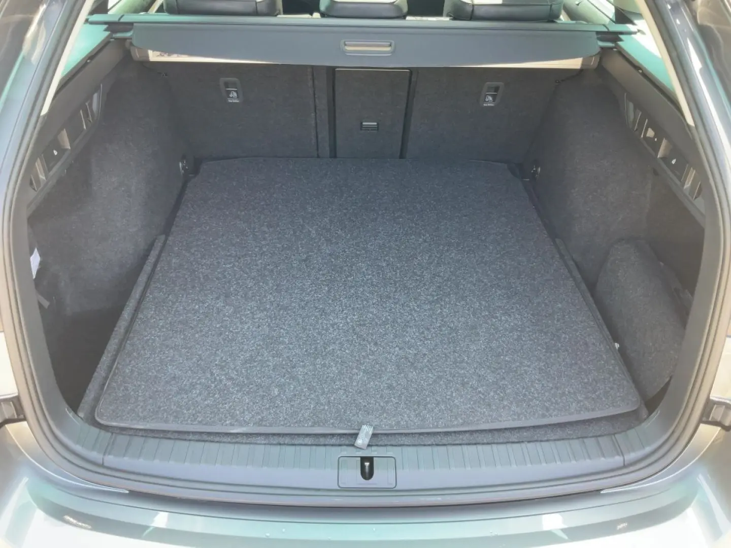 Skoda Octavia Combi Scout+PANO+CANTON+19