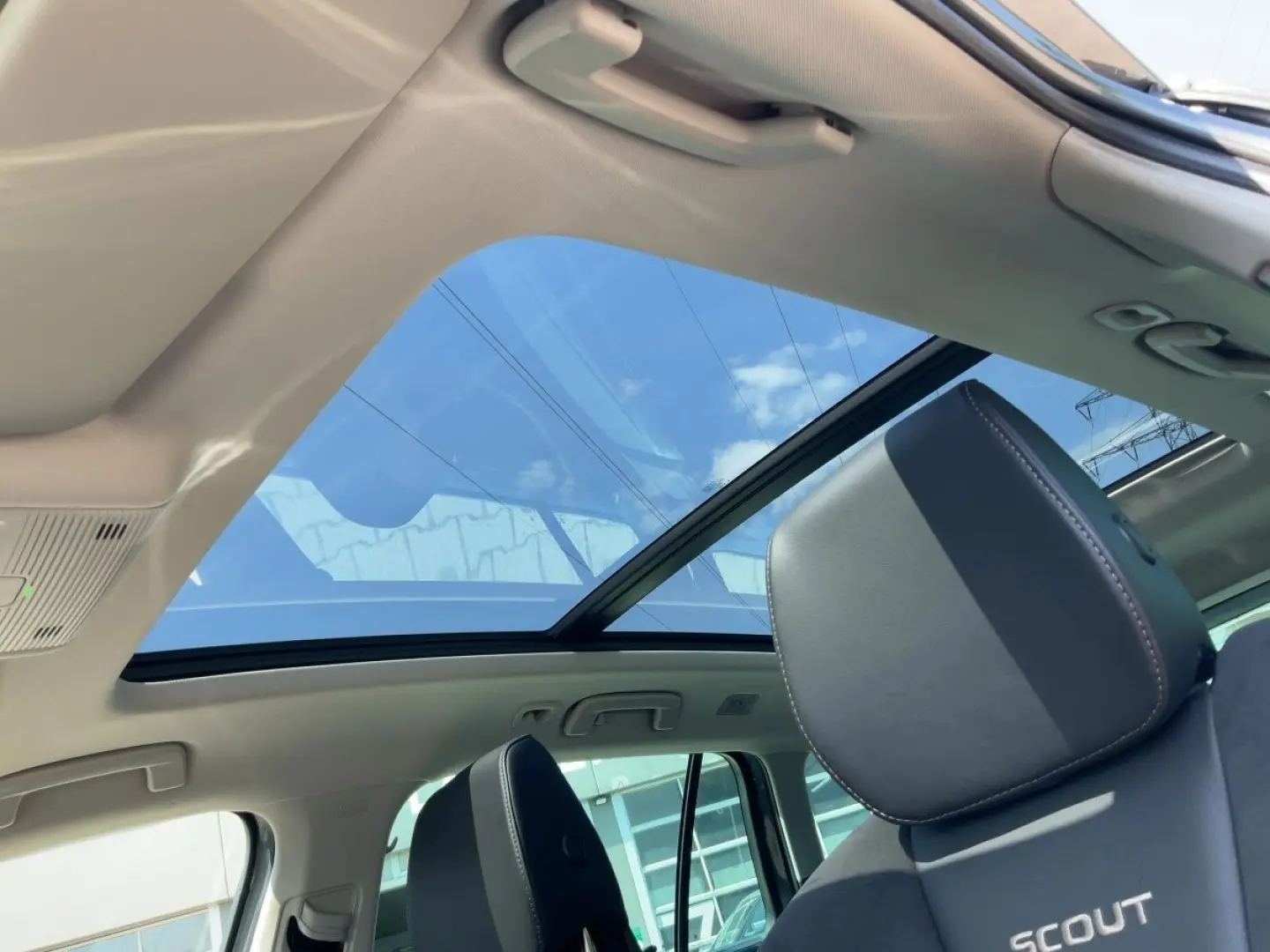 Skoda Octavia Combi Scout+PANO+CANTON+19