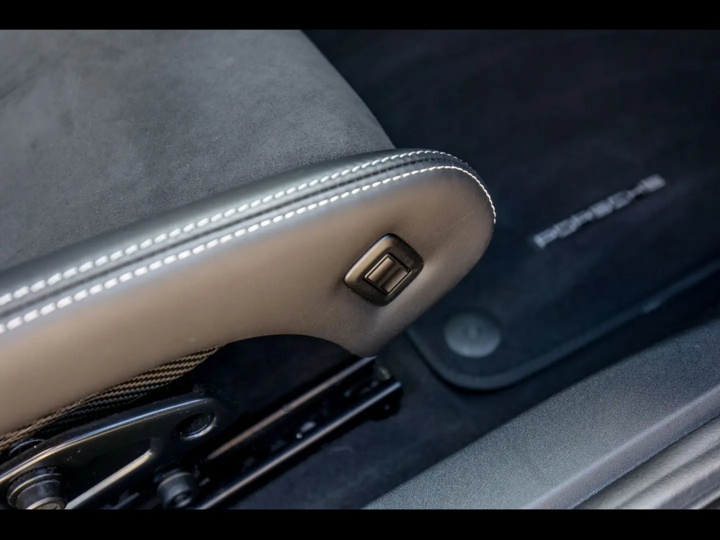 Cayman 718 GT4 PDK°APPROVED 5/2027°PPF°BUCKET