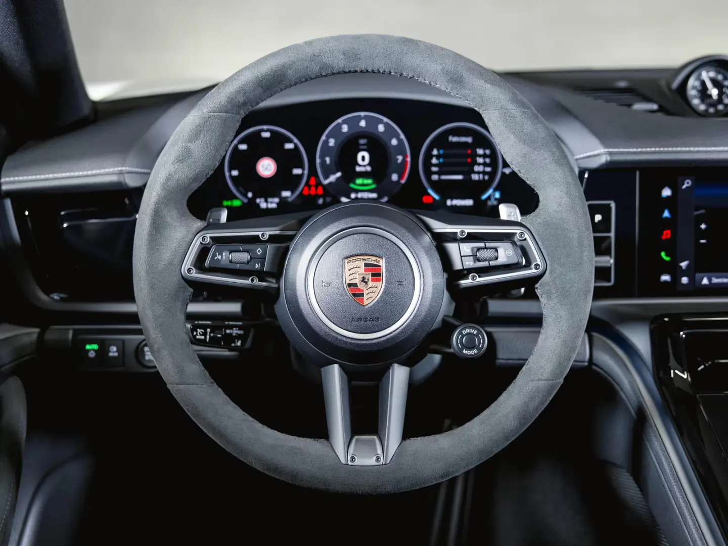 Porsche Panamera 4 E-Hybrid Sport Design
