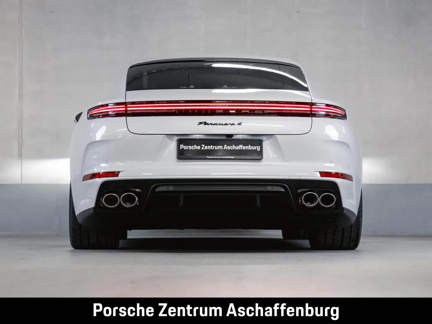 Porsche Panamera 4 E-Hybrid Sport Design