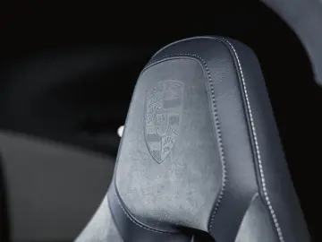 Porsche Panamera 4 E-Hybrid Sport Design