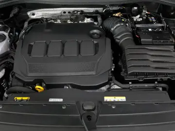 Tiguan 2.0 TDI 4M DSG Navi SHZ ACC Kamera DCC
