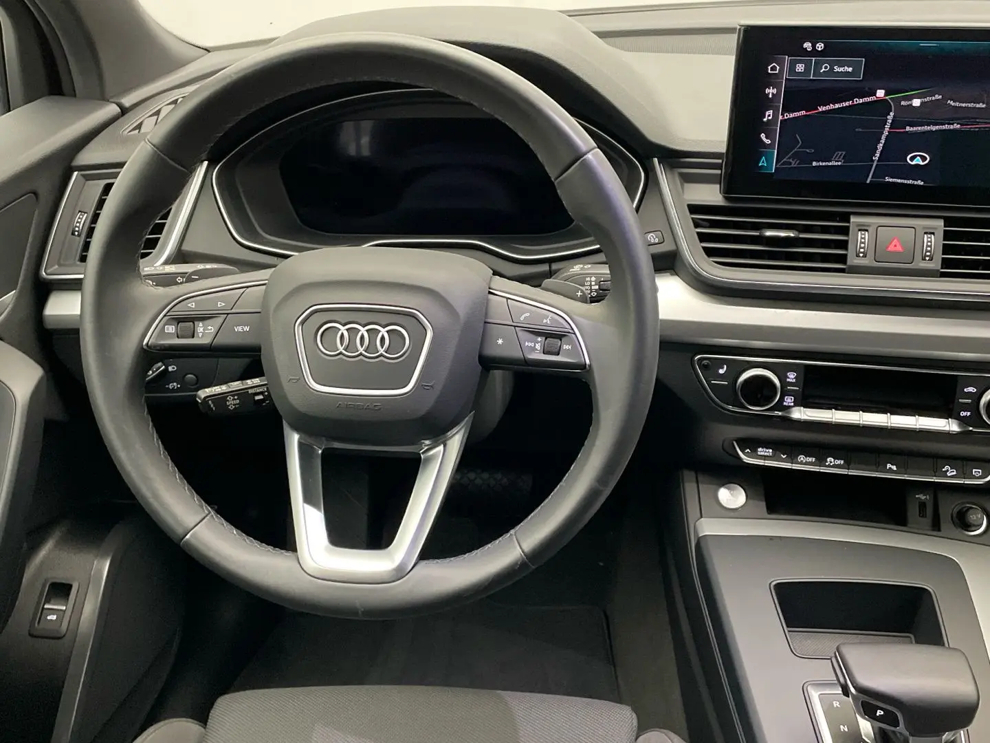 Q5 40 TDI quattro S line MMI Kamera Matrix AHK