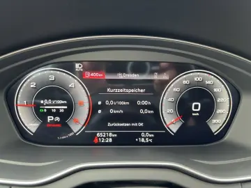 Q5 35 TDI S-Line LED Navi PDC GRA