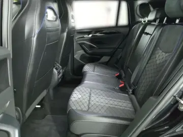 Tiguan 2.0 TDI 4 Motion R-Line AHK. Navi. Panora