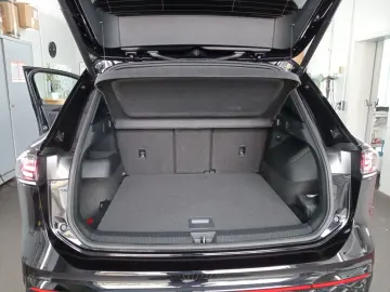 Tiguan 2.0 TDI 4 Motion R-Line AHK. Navi. Panora