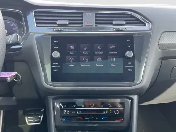 Tiguan Allspace R-Line 4Mo TSI DSG|20