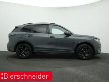 Tiguan 2.0 TDI DSG R-Line BLACK-STYLE AHK PANO A