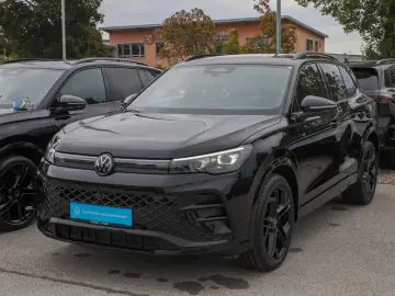 Tiguan 1.5 eTSI R-Line Black 360° ACC Matrix Nav