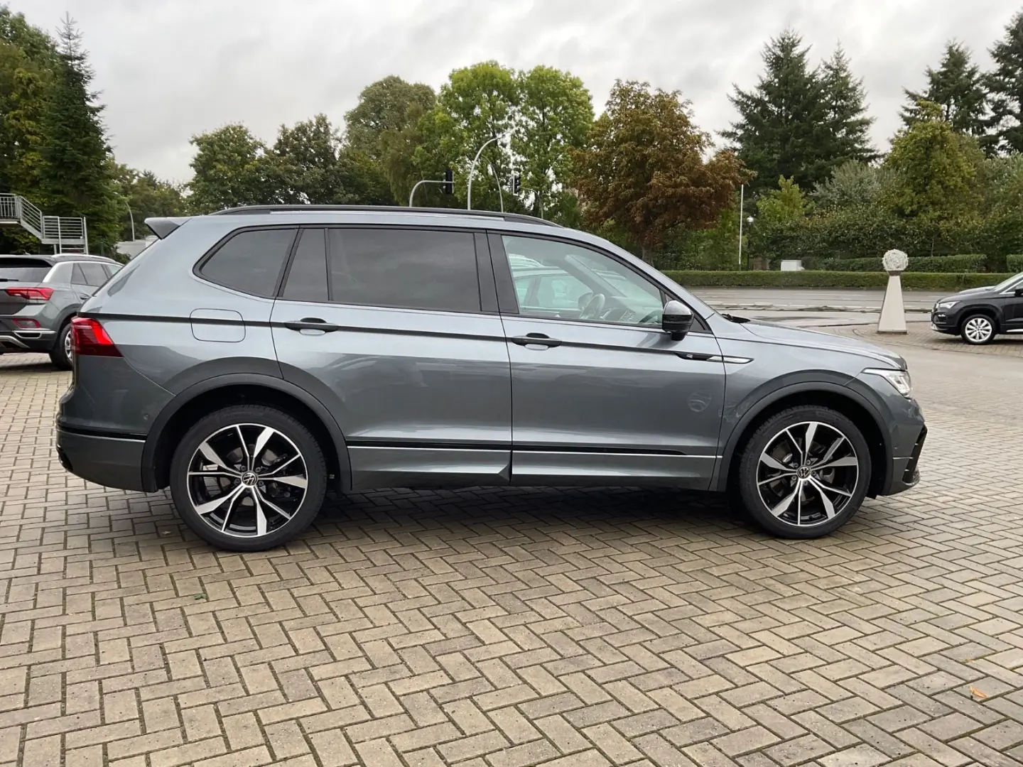 Tiguan Allspace 2.0 TDI DSG 4M R Line,360°Kamera