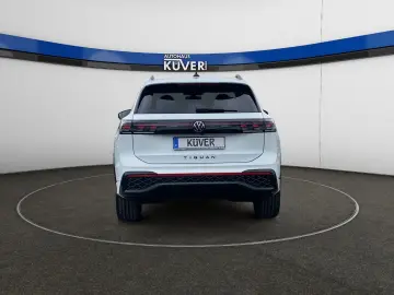 Tiguan R-Line 2,0 TDI DSG 4M+Navi+Pano+ACC+AHK