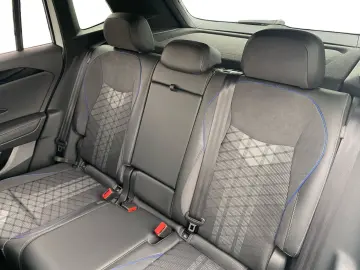 Tiguan R-Line 2,0 TDI DSG 4M+Navi+Pano+ACC+AHK