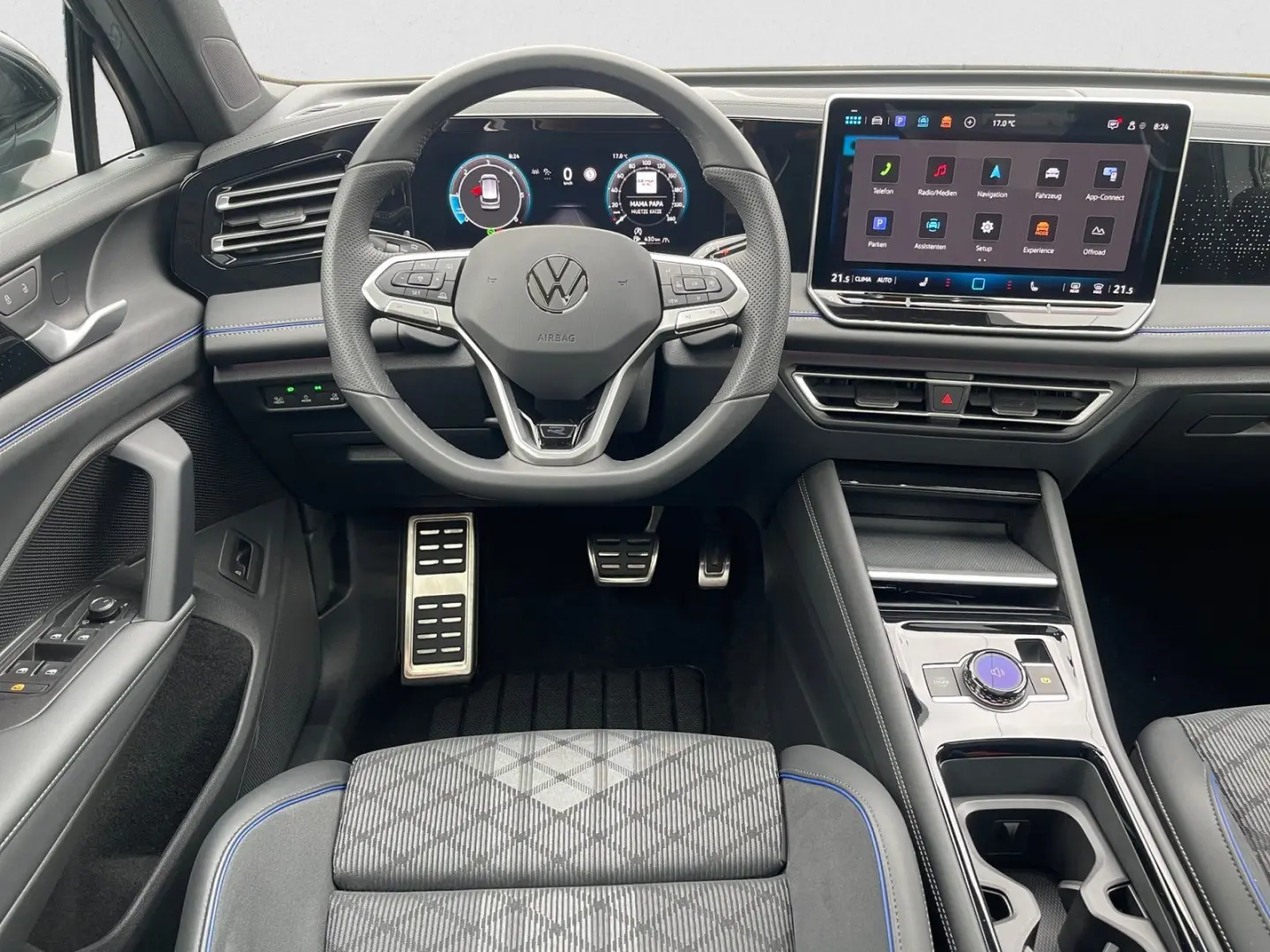 Tiguan R-Line 4Mo. TDI DSG|PANO|eHECK|BLACKSTYLE