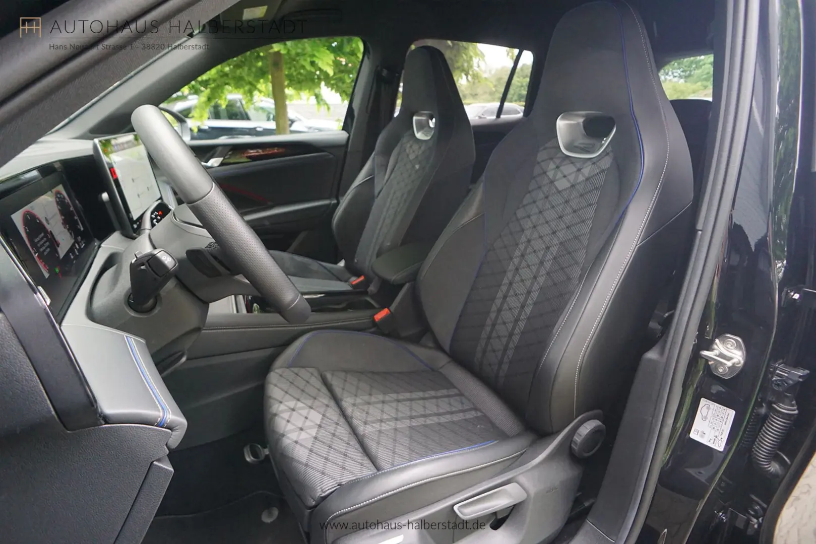 Tiguan 2.0 TDI 4MOTION R-Line-Black/AHK/StHz/ACC
