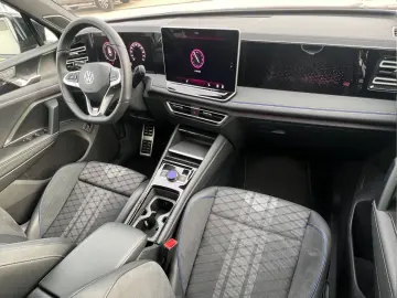 Tiguan TDI-4Mo-R Line-360Kam-Pan