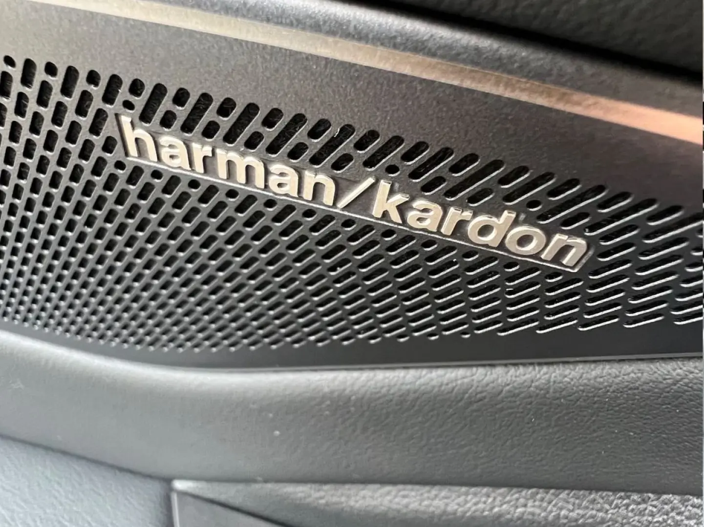 Tiguan TDI-4Mo-R Line-360Kam-Pan