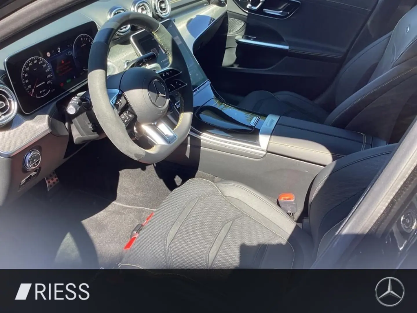 C 63 AMG S E PERF. Memory Digital 360° Keyless