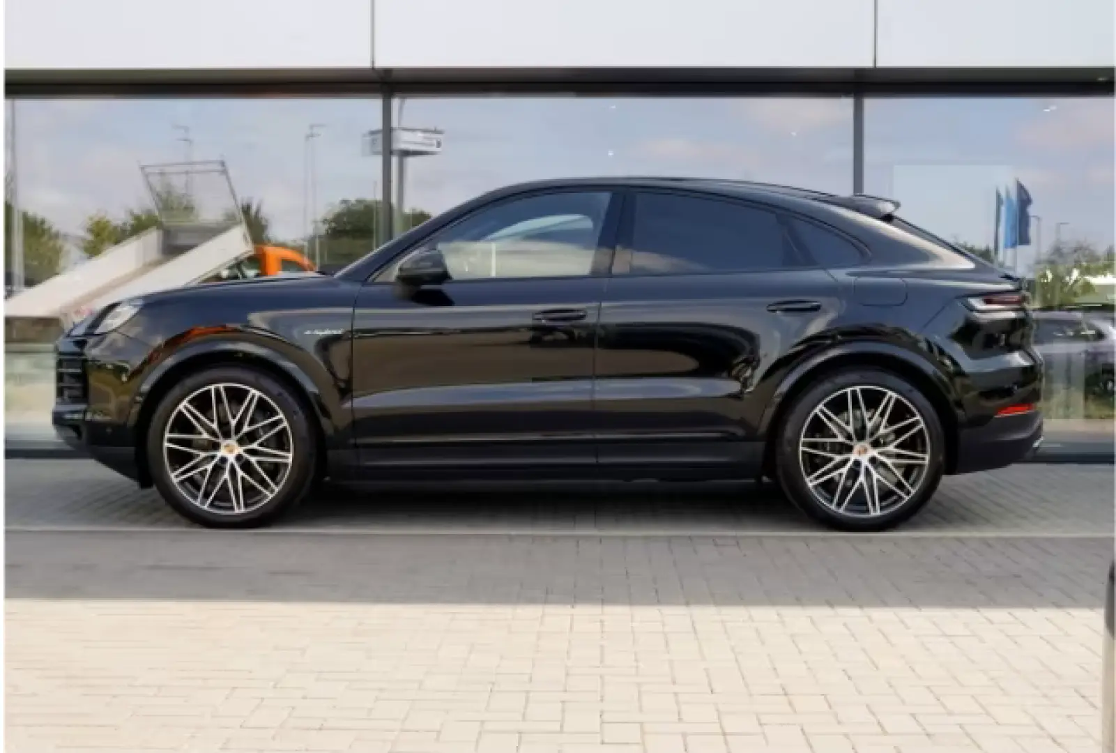 Porsche Cayenne E-Hybrid Coupe*BOSE*AZV*PANO