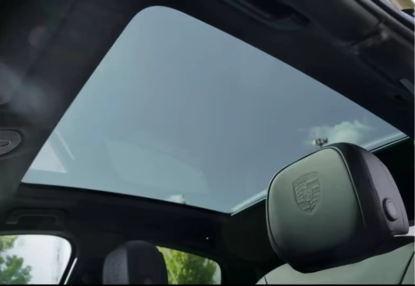 Porsche Cayenne E-Hybrid Coupe*BOSE*AZV*PANO